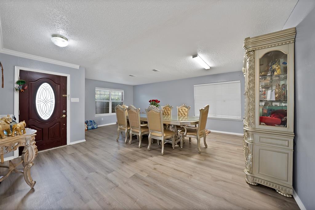 3101 Silver Creek Drive Property Photo 10