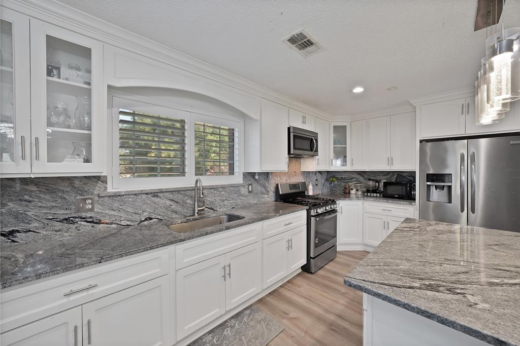 3101 Silver Creek Drive Property Photo 15