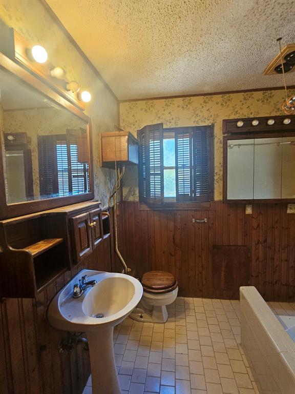 540 Harrison Lane Property Photo 6