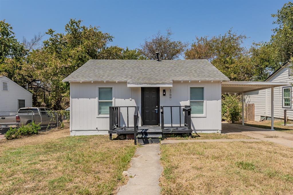 1700 Andrew Avenue Property Photo 1
