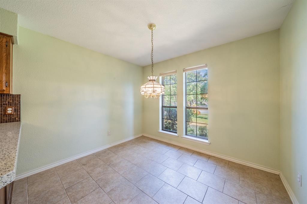 529 Winston Street Property Photo 8