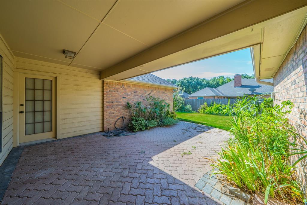 529 Winston Street Property Photo 22