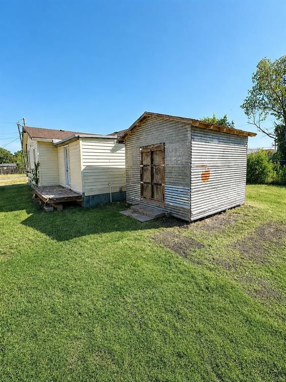 105 Brookshire Property Photo 7