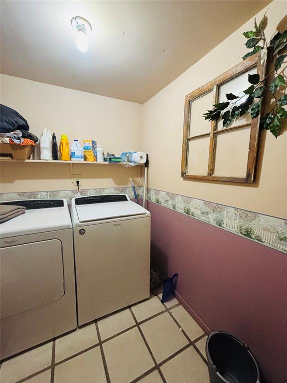 110 N Love Avenue Property Photo 7