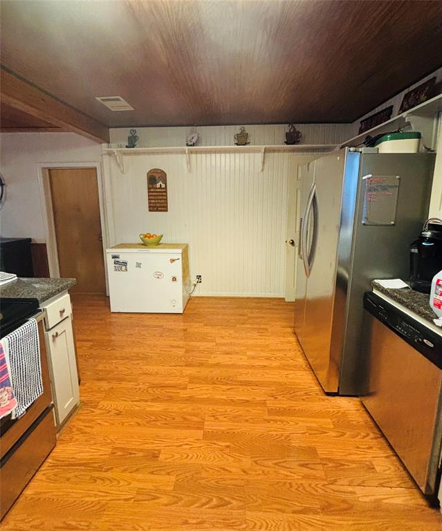 110 N Love Avenue Property Photo 10