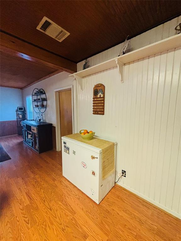 110 N Love Avenue Property Photo 11