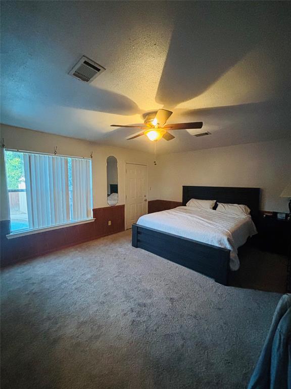 110 N Love Avenue Property Photo 19