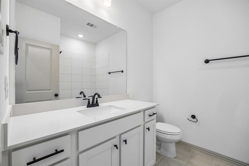 1013 Magdalena Way Property Photo 17