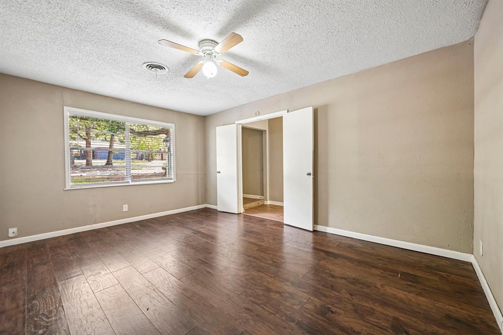 105 S Hickory Avenue Property Photo 13