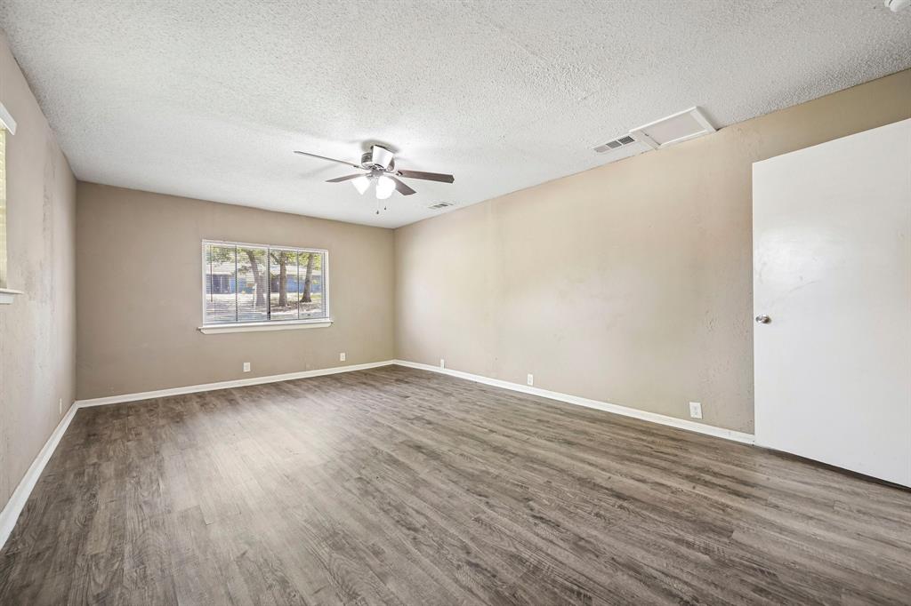 105 S Hickory Avenue Property Photo 26