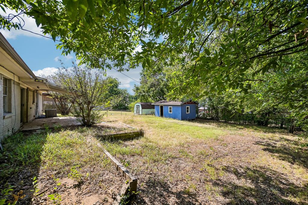 105 S Hickory Avenue Property Photo 30