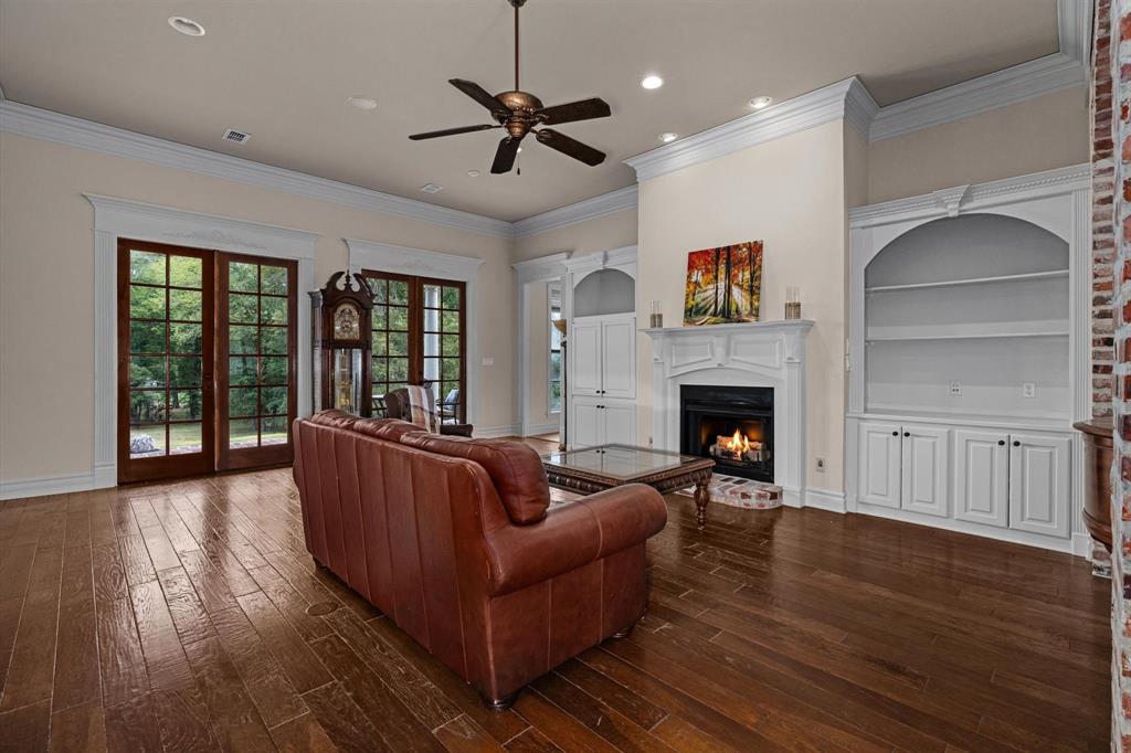 1170 Waters Edge Circle Property Photo 8