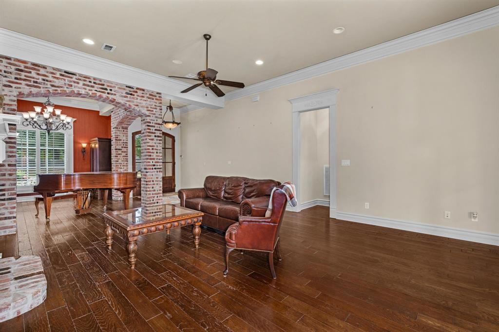 1170 Waters Edge Circle Property Photo 10