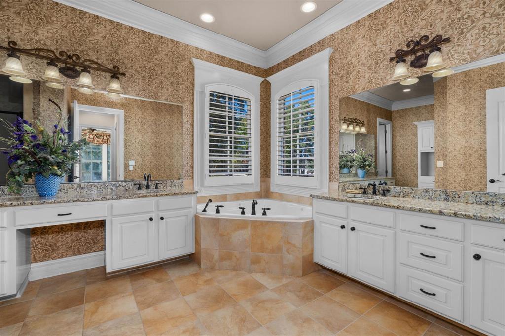 1170 Waters Edge Circle Property Photo 21