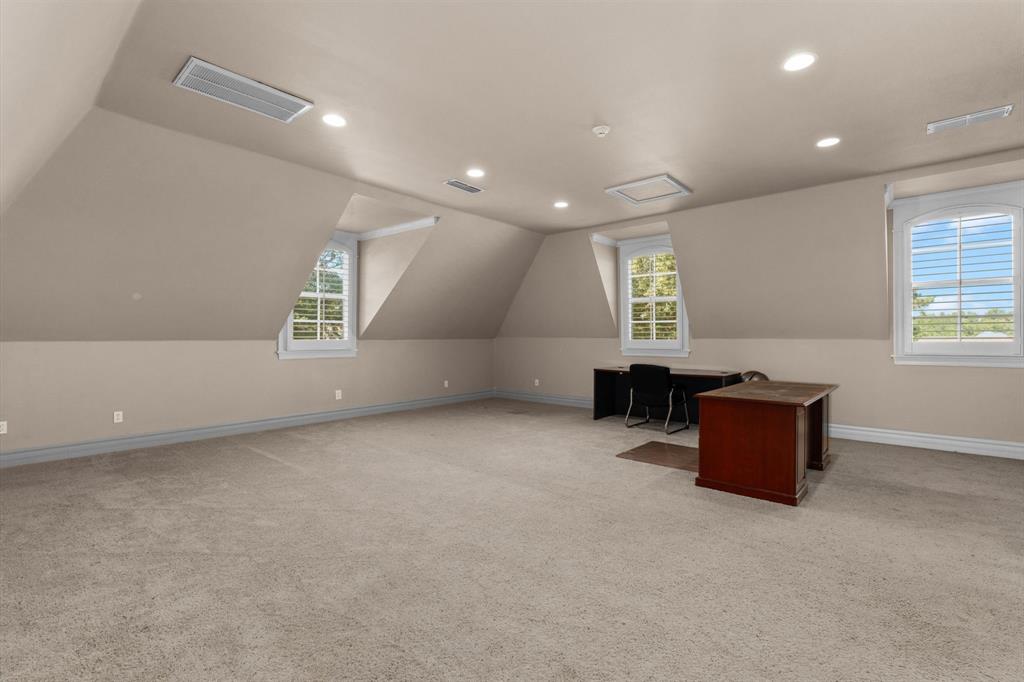 1170 Waters Edge Circle Property Photo 31