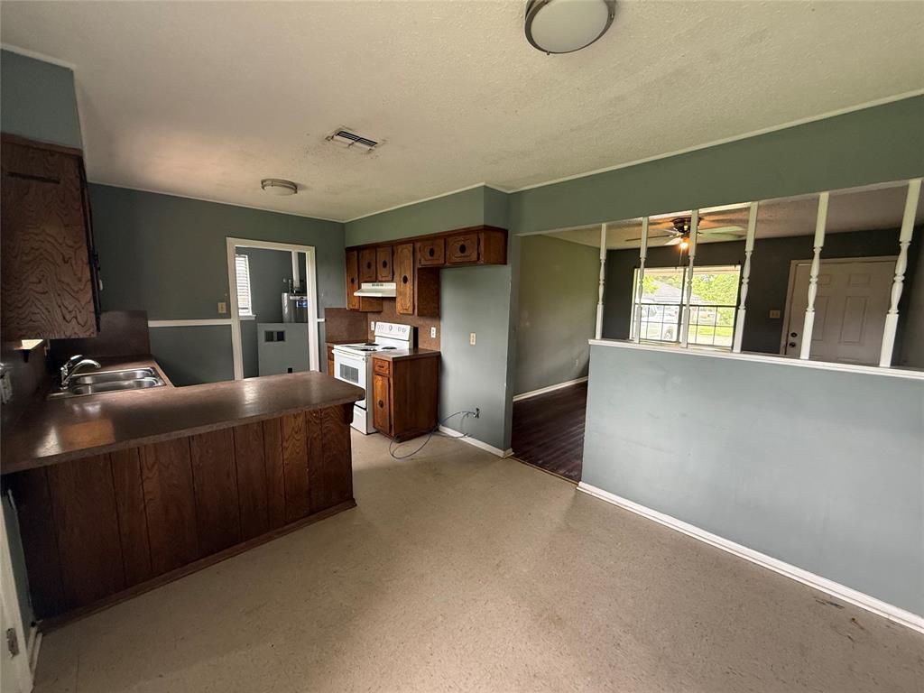 4911 Dahlia Drive Property Photo 7