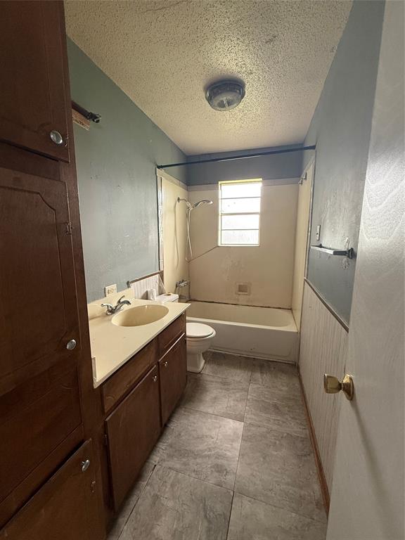 4911 Dahlia Drive Property Photo 16