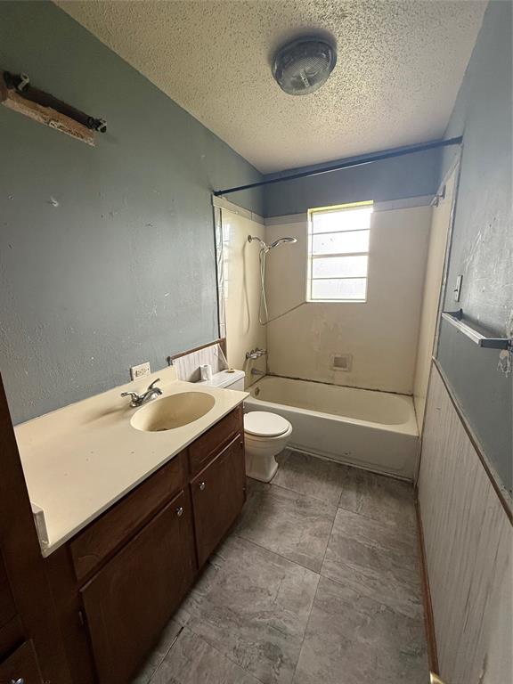 4911 Dahlia Drive Property Photo 17