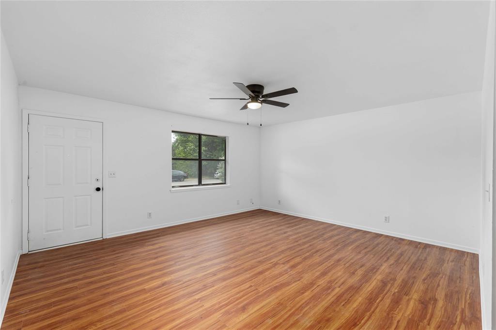 112 Orchard Drive Property Photo 2