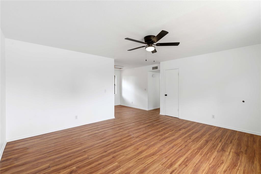 112 Orchard Drive Property Photo 4