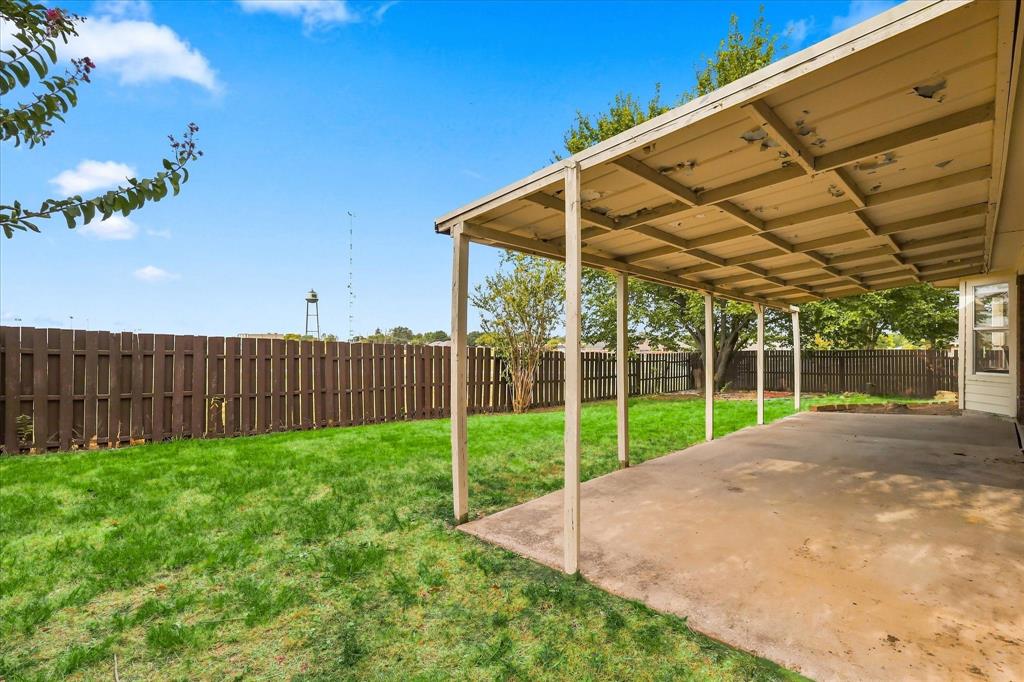 208 Cory Court Property Photo 35