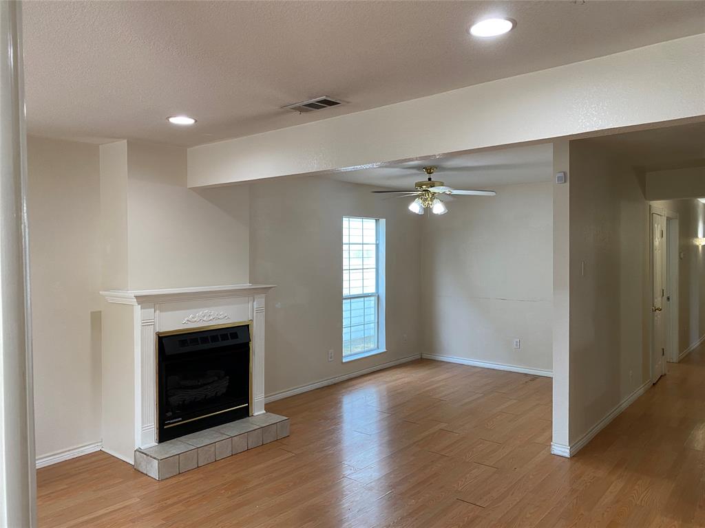 406 S Jefferson Street Property Photo 5