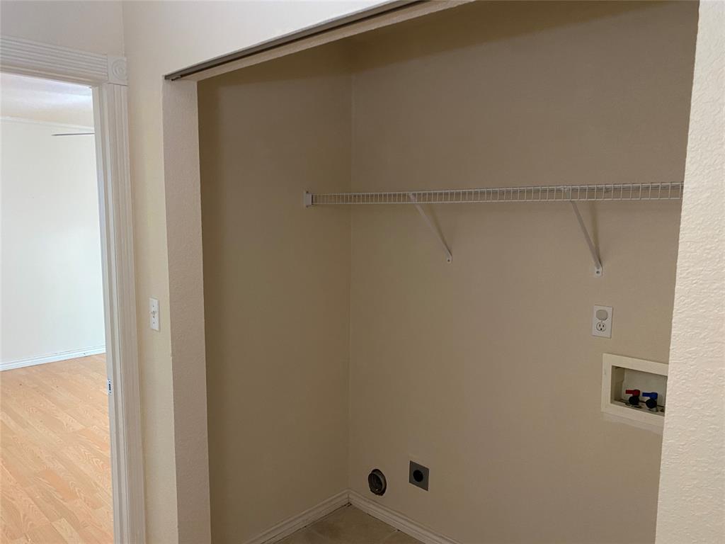 406 S Jefferson Street Property Photo 16