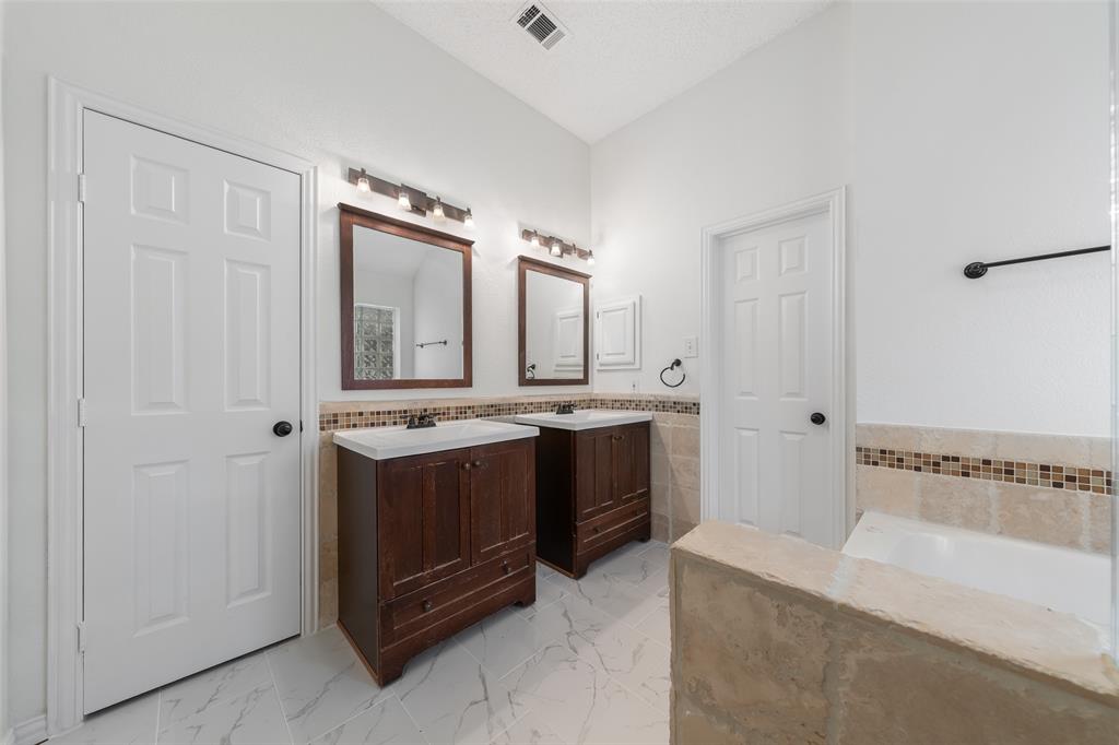 981 Parker Drive Property Photo 29