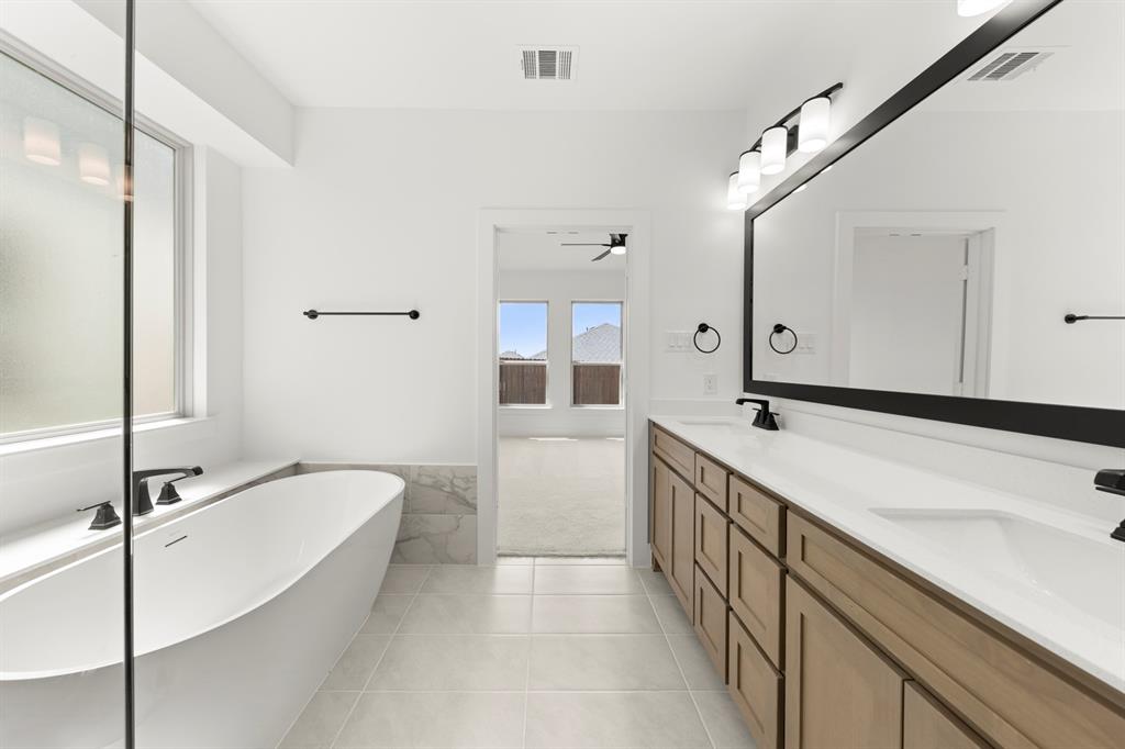 609 Wilderness Point Lane Property Photo 19
