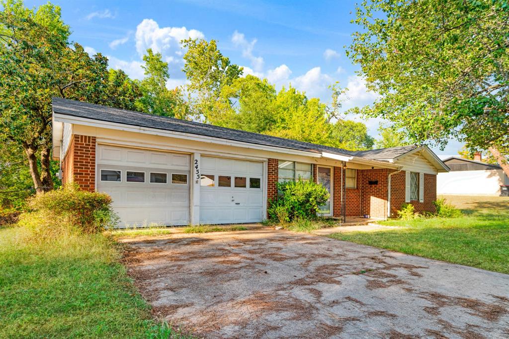 2455 Cypress Drive Property Photo 14