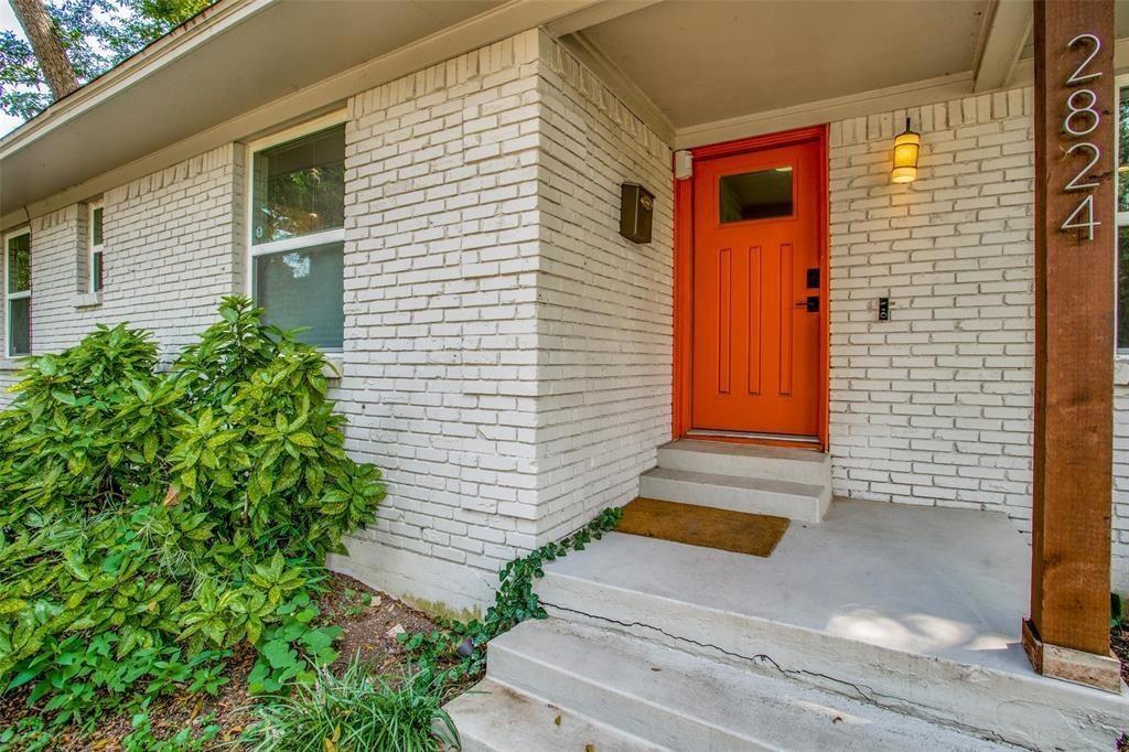 2824 W Kiest Boulevard Property Photo 2