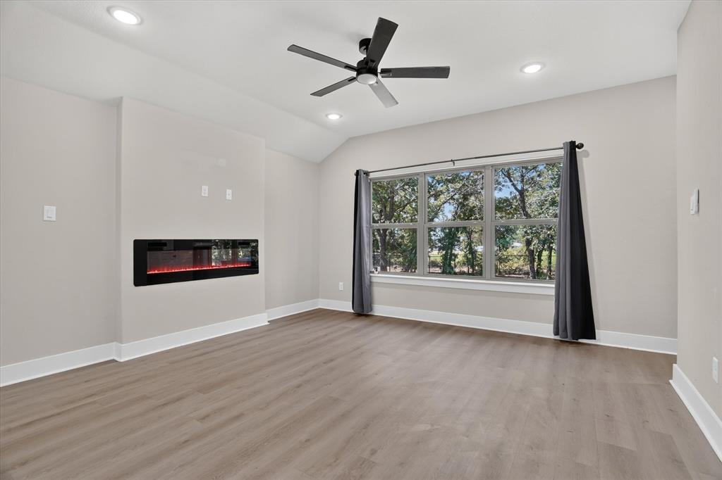 461 Peace Lily Way Property Photo 5