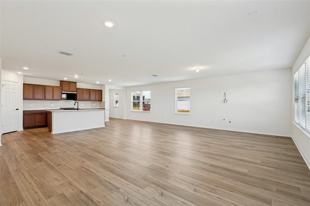 1524 Shady Lane Property Photo 2