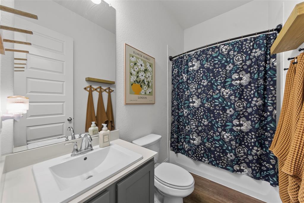 1501 White Water Way Property Photo 16