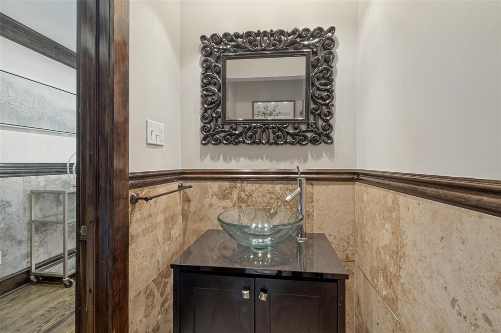 8600 San Fernando Way Property Photo 27