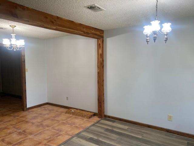 603 W 11th Street Property Photo 4