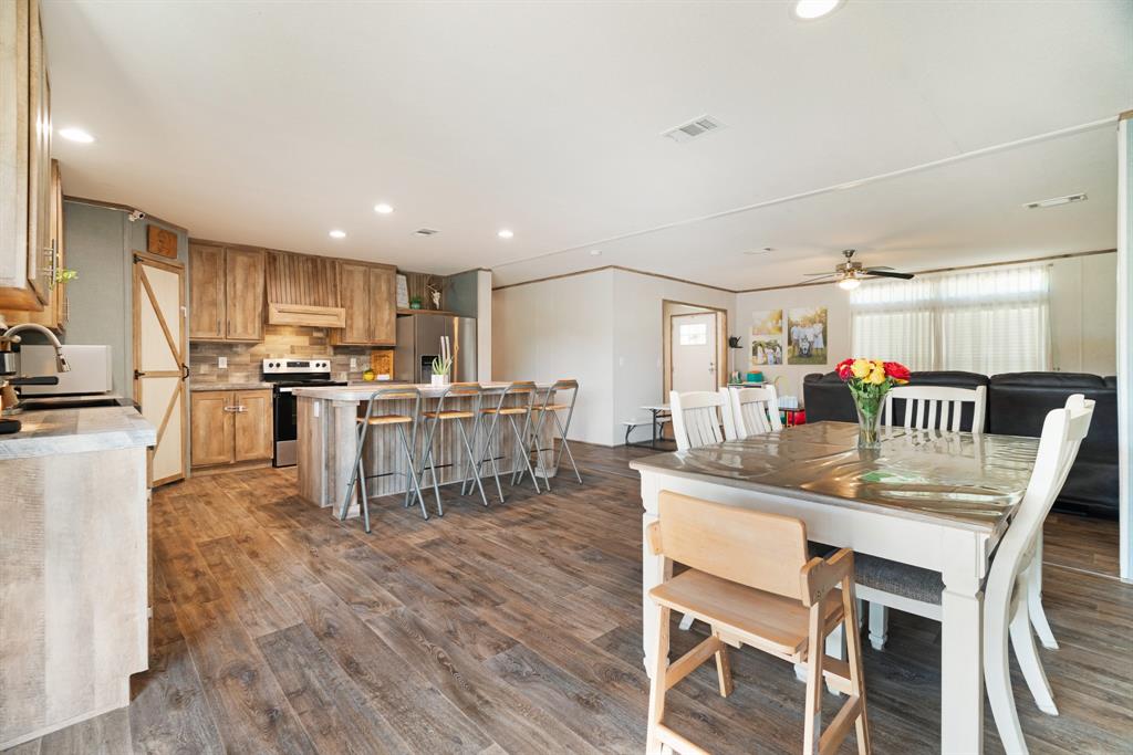5464 County Road 12650 Property Photo 10