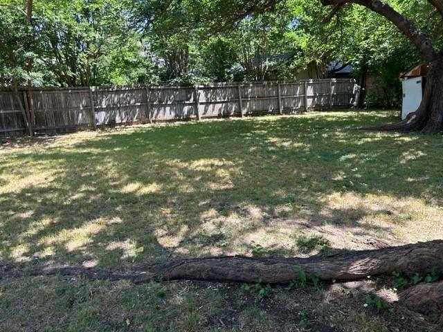 1226 Crescent Street Property Photo 2