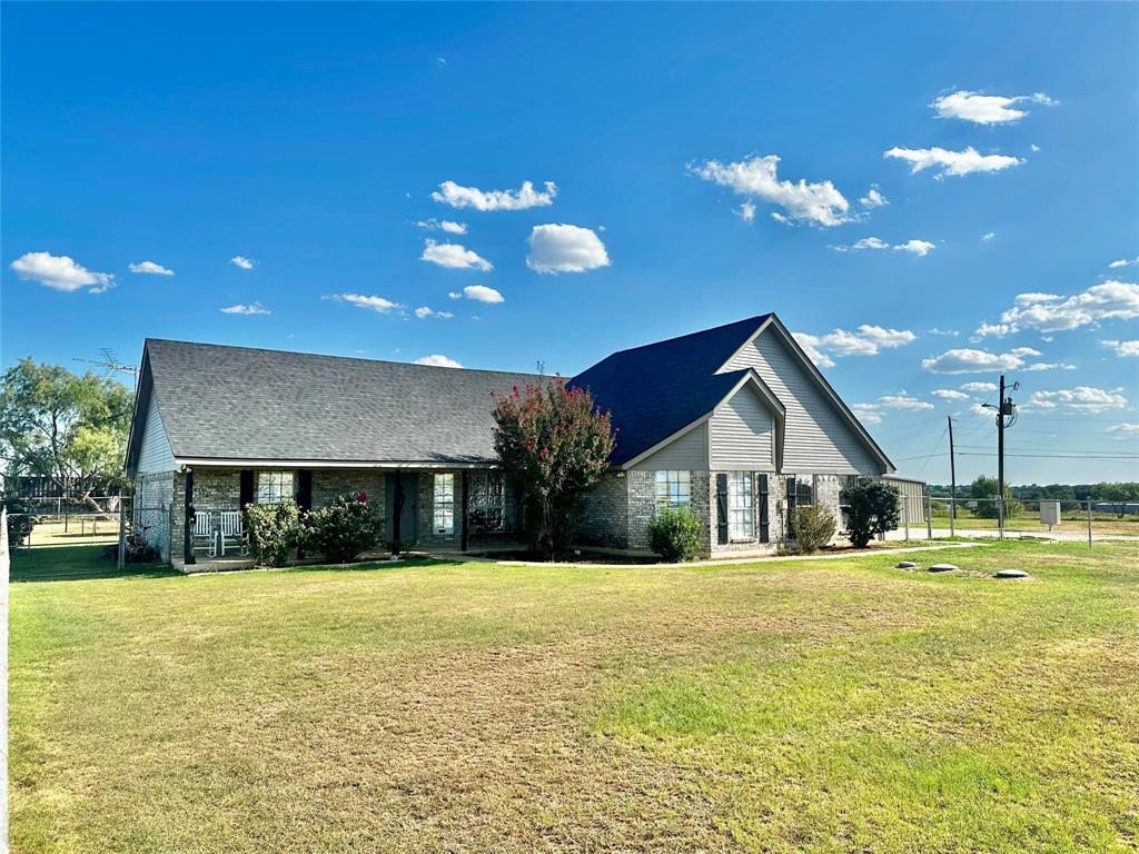 1000 Isa Way Property Photo 1