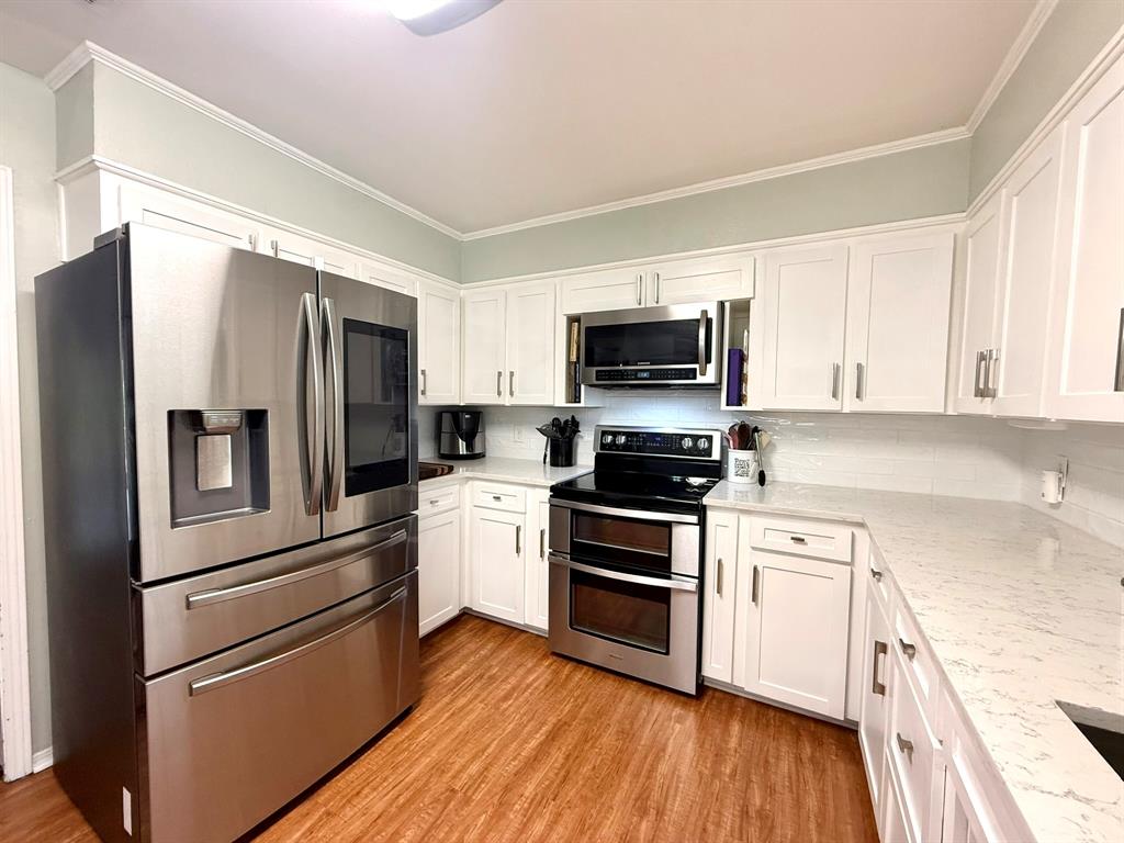 7514 Camelback Drive Property Photo 8