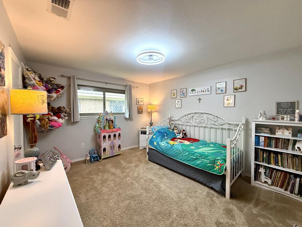 7514 Camelback Drive Property Photo 26