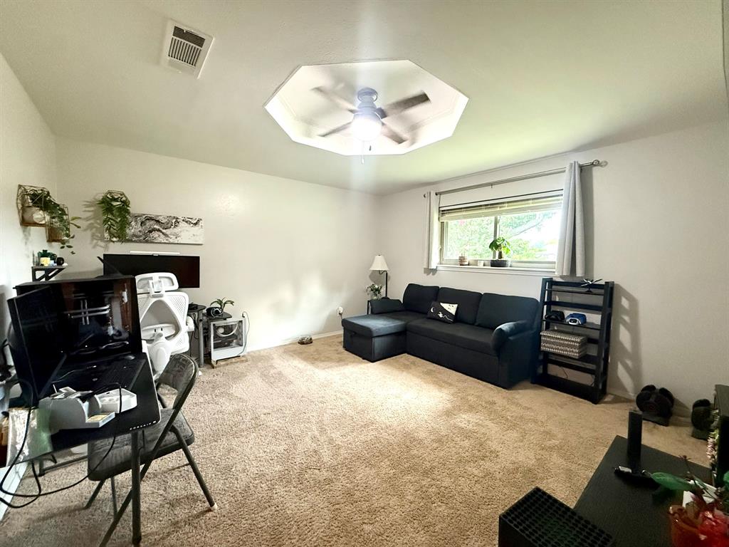 7514 Camelback Drive Property Photo 32