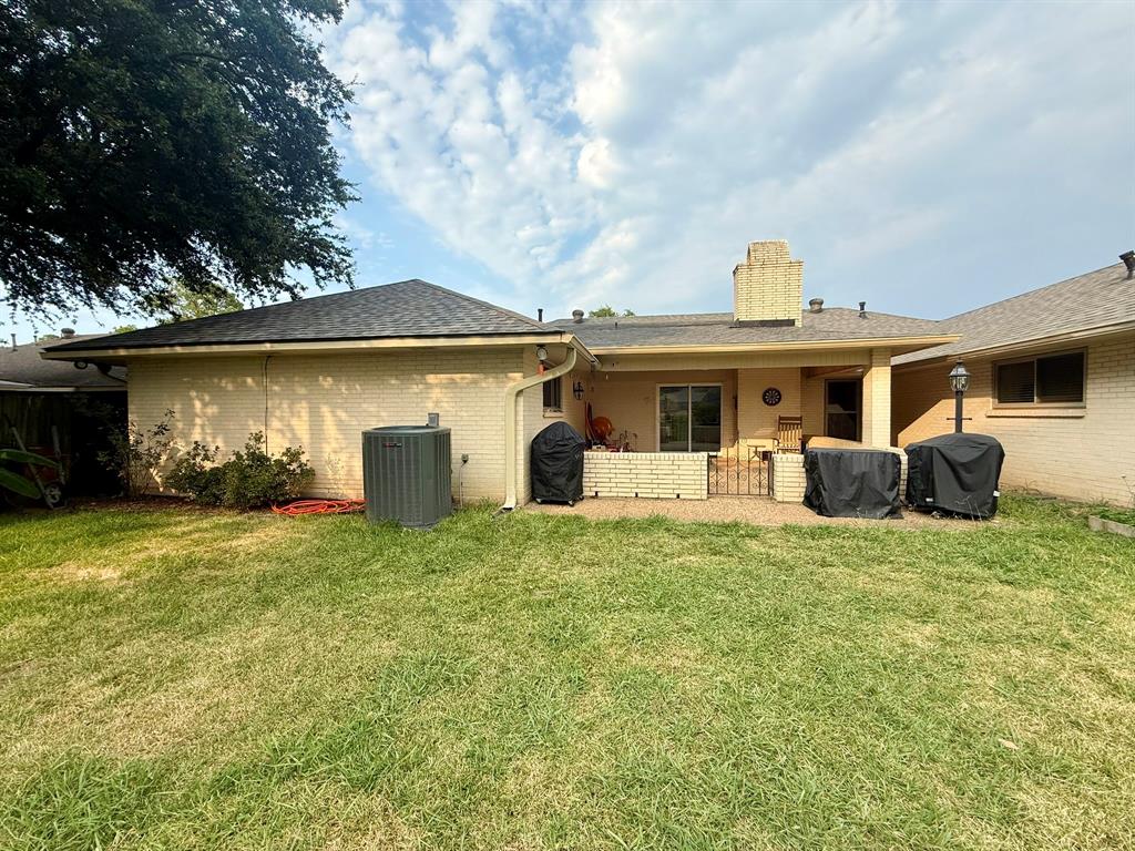 7514 Camelback Drive Property Photo 35