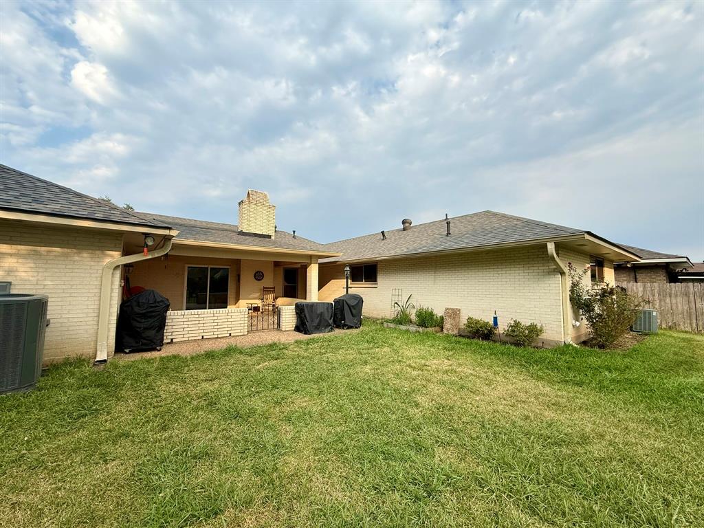 7514 Camelback Drive Property Photo 36
