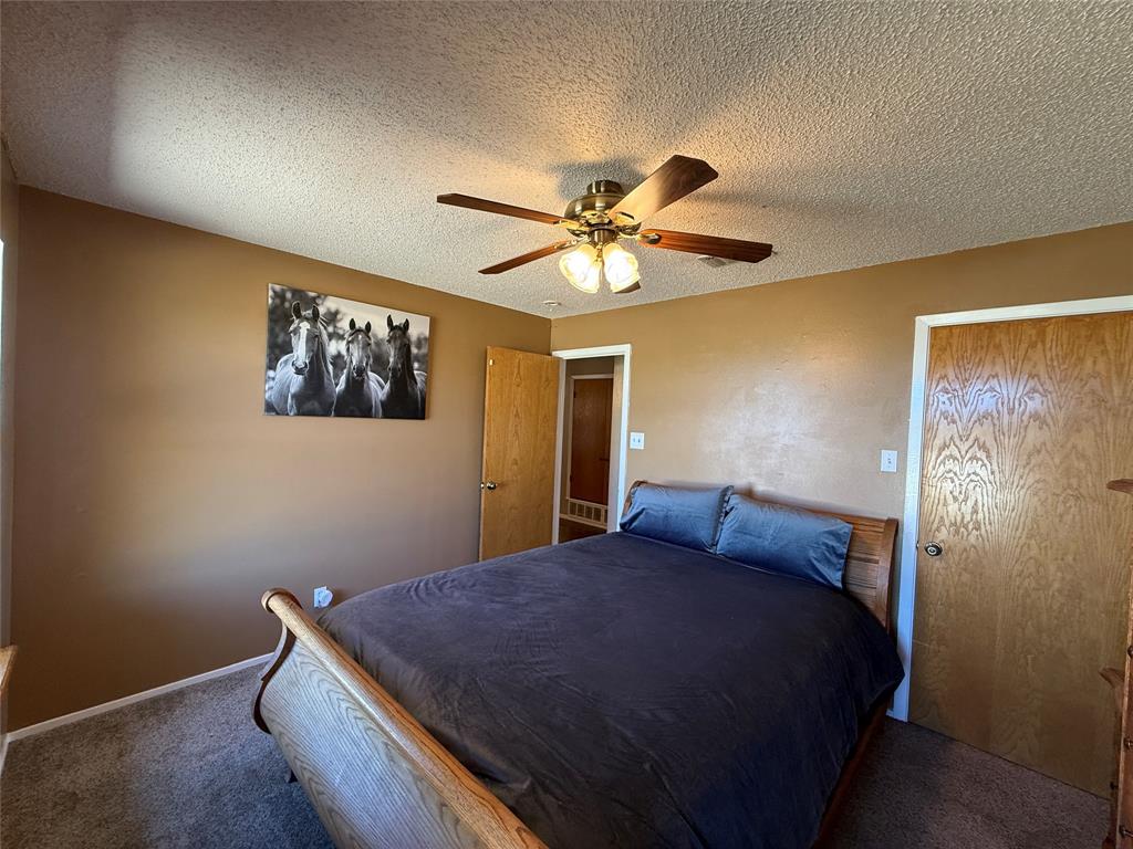 601 Highway 588 Property Photo 24