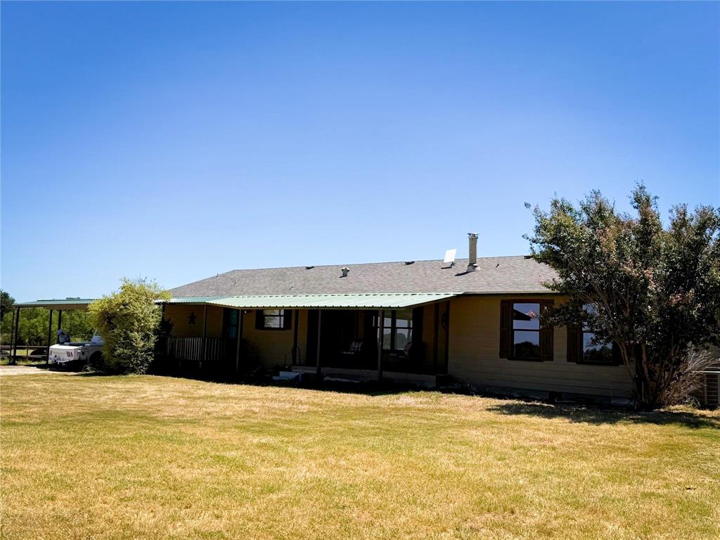 601 Highway 588 Property Photo 33