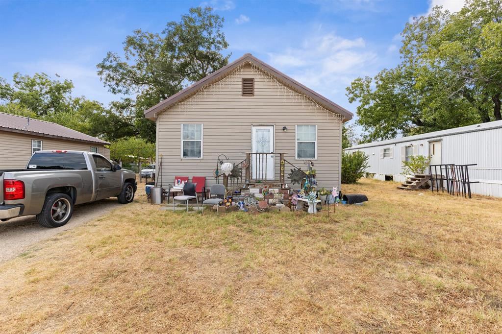 1412 Oaklawn Street Property Photo 1