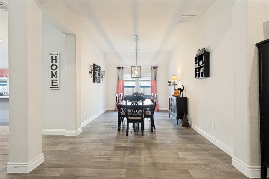 8629 Lake Arrowhead Trail Property Photo 7