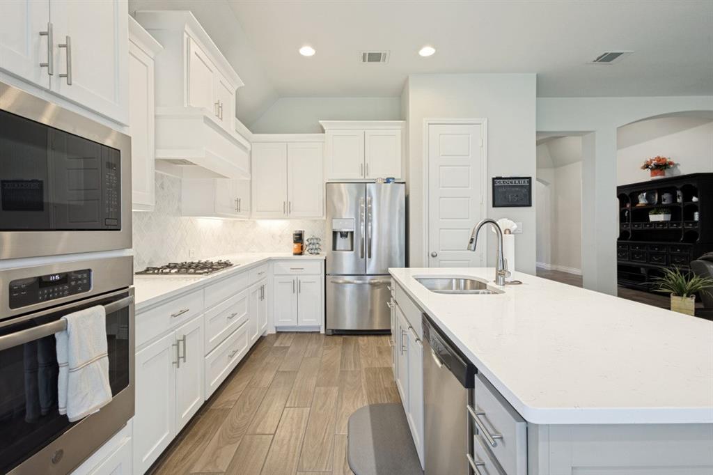 8629 Lake Arrowhead Trail Property Photo 14