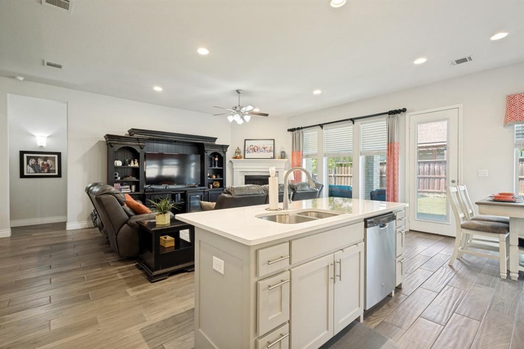 8629 Lake Arrowhead Trail Property Photo 15
